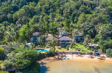 Resolution Resort Отели рядом с достопримечательностью «Ban Salak Phet»