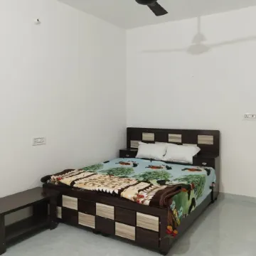 Kusum guest house