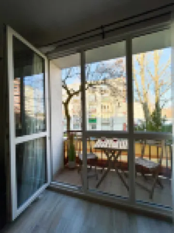 Lumina homely apartment with balcony โรงแรมใน