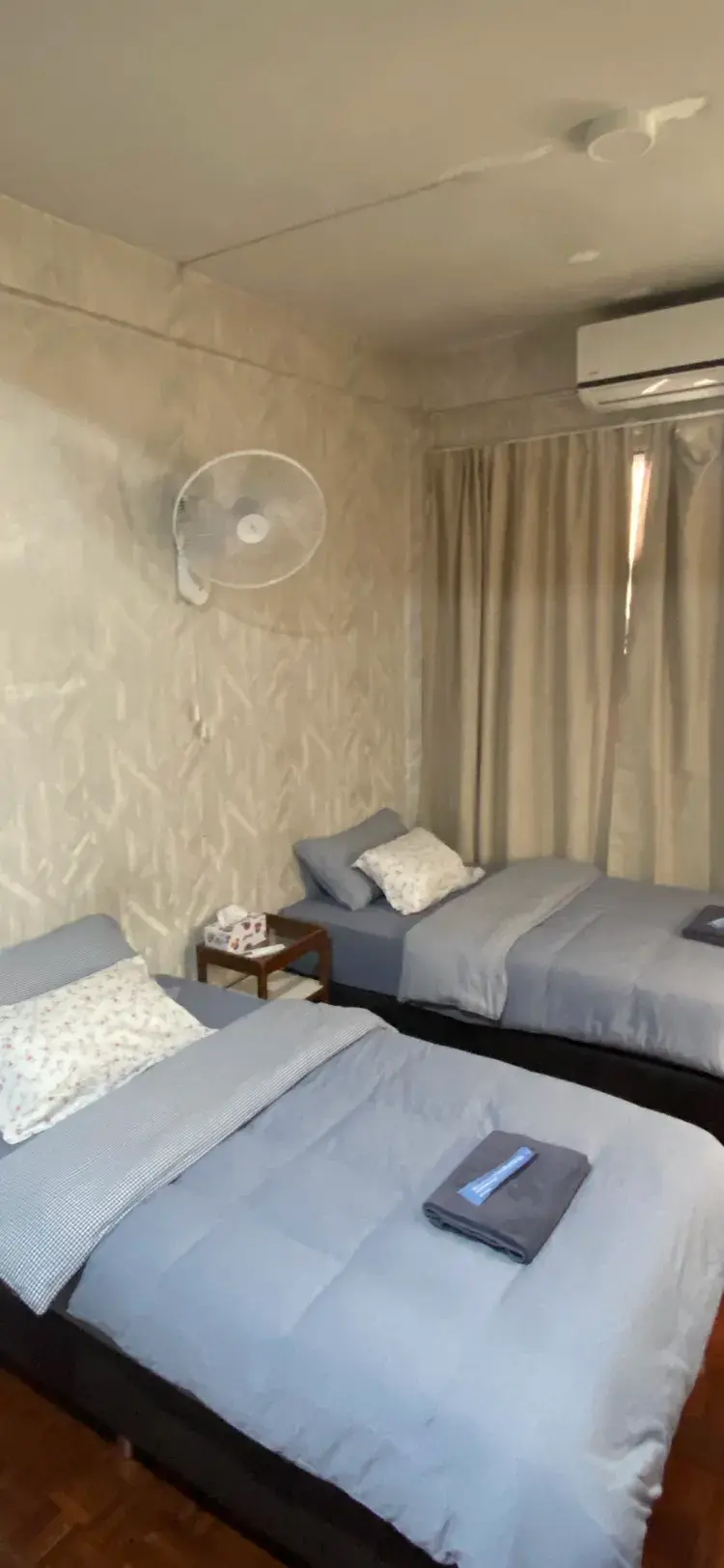 ห้องแฟมิลี่ 2-4 เตียง พร้อมห้องน้ำรวม