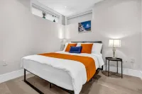 Modern 2BR 2BA by UBC | AC, Prkg, Transit, Pvt Ent - جديد