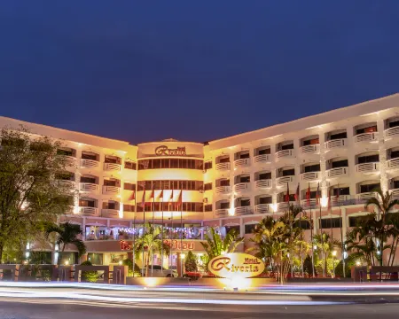 RIVERIA HOTEL Hotels in Thakhek
