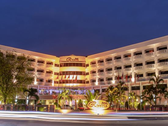 RIVERIA HOTEL