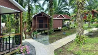 Palm Lake Resort
