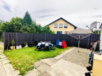 Sundeck – upper floor apartment for up to 6 people Hotels in Laupheim
