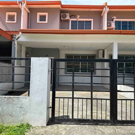 Macagawa Homestay