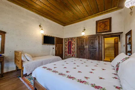 Chardonnay Suites Hotel