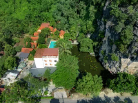 Tam Coc Rocky Bungalow