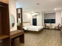 FIORUS AIRPORT HOTEL