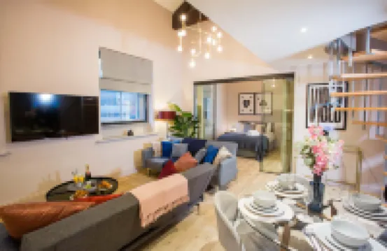 Spacious 3-Bed Retreat | Modern & Super Central