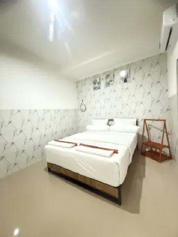 Private Room In Bali Near Sanur Beach Hotel dekat Pantai Pengembak