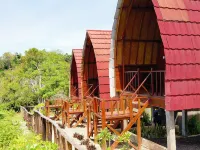 Suwehan Cliff Cottage with Hammock Nusa Penida Hotels near بوكيت تيليتوبيز