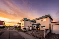 Route 22【16Guests/9 Beds/6Bedrooms】【Dry Room】 - Villas