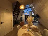 Space Trip Boutique Hotel - Homestays