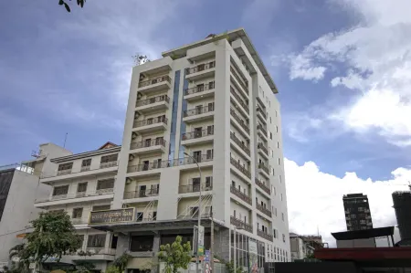 Vrest Hotel Отели рядом с достопримечательностью «Hong Kong Land»