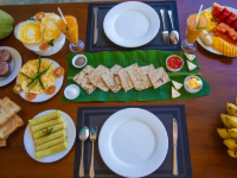 トンネル トップ イン エラ エッラのホテル