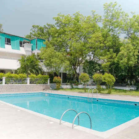 VSR VRIKSHA NATURE CURE CENTER