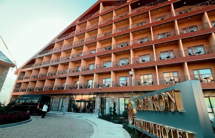Za'faron Premium Hotel