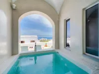 Family Love Suites Hotels in Fira