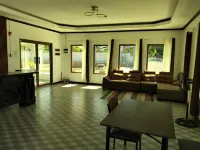 SAFE HAVEN RESIDENCE - Bed and Breakfasts