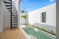Oasis Private Villa Seminyak Kerobakan with Jacuzzi/Pool - 私人泳池