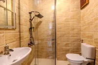 Resort Apt with 6 Pools Near Gouna - 新