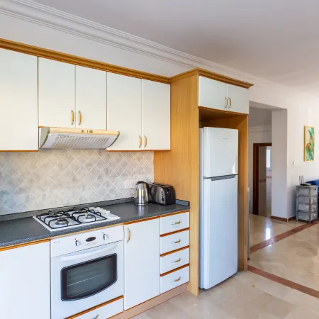 Nando Villa Walk toMerit Park & Kaya Palazzo by HK