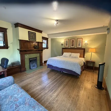 Linda Guesthouses