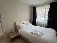 Minimalist city center apt with Everything nearby - Condos