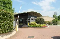 B&B HOTELS Hotel Prestige Ornago Hotels in Vimercate