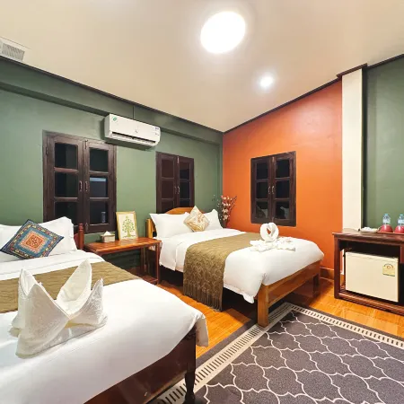 Lao Hmong Hotel（Luang Prabang Old Town Center Store near JC Supermarket)