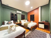 Lao Hmong Inn