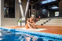 Essential PXM Arkitainer Residential Lofts