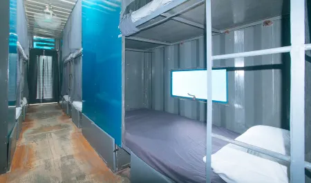 Citihub by RedDoorz Отели рядом с достопримечательностью «Хавьер Скул»