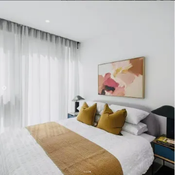 Skyline executive  Grandeur  by Ritz Carlton