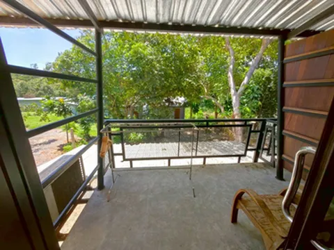 รูปภาพของโยส์ คอร์เนอร์ เกาะหมาก