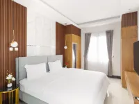 Svarnabumi Penthouse Hotels in Pondok Gede