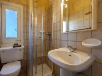 Villa Nirvana - 4 bedrooms (sleeps 8 + 2 kids) Qala village Ξενοδοχεία στην πόλη Qala