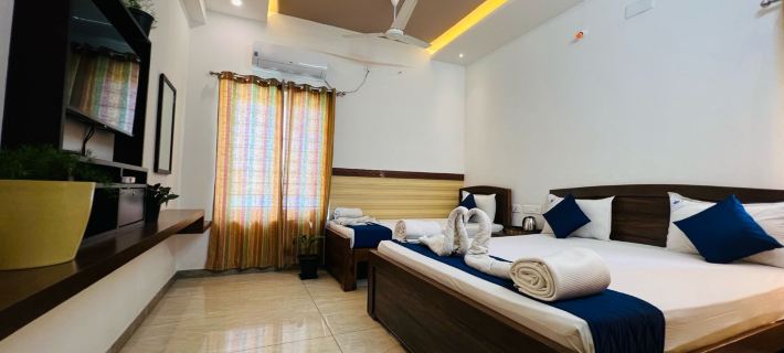 Raja Residency Near isha foundation and Adiyogi Hotels in Coimbatore