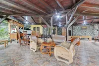 Hotel O Puri Adem 86 Syariah BunkbedNearMerapi Golf Club