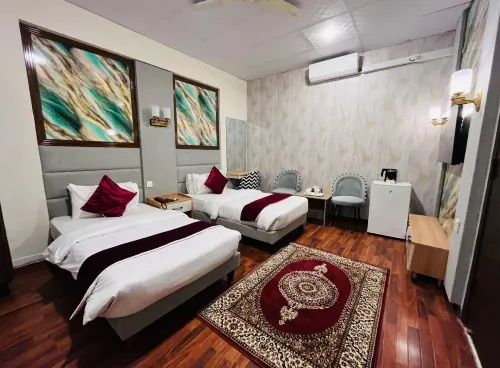 Hotel Posh Pavillion - Pet friendly