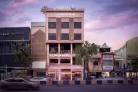 Monivong Clover Hotel