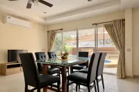 Tropical Pool Villa 2