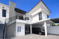 RedDoorz @ Mouza Guest House Antapani Arcamanik Bandung
