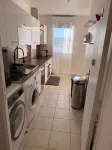 Elegant Massy Apartment near Paris and TGV/RER with 2 Parking Spaces - バルコニー