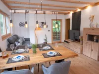 Modern apartment with mountain views Ξενοδοχεία στην πόλη Chiusa