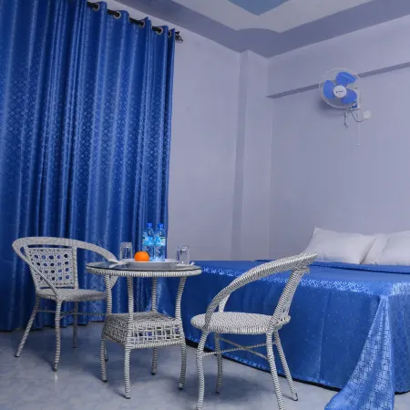 SUMMER OASIS HOTEL