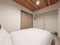 NEW OPEN! New Apartment in Fukuoka City | 15 Min to Hakata Station | Sleeps 4 - Condos