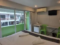 Cha-Am Fish Star Cozy & Quiet Hotel - เปิดใหม่
