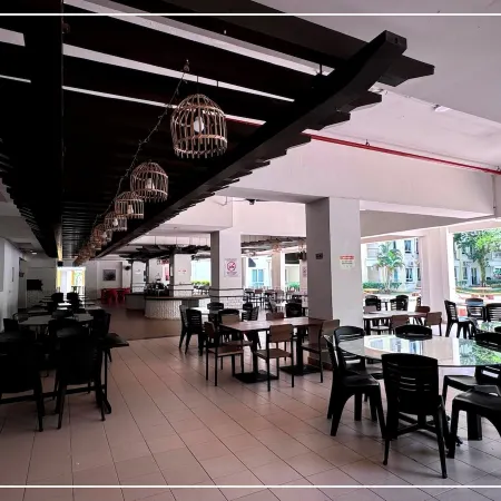 Tiara Desaru C202 (5 PAX ONLY) by UcomeStay
